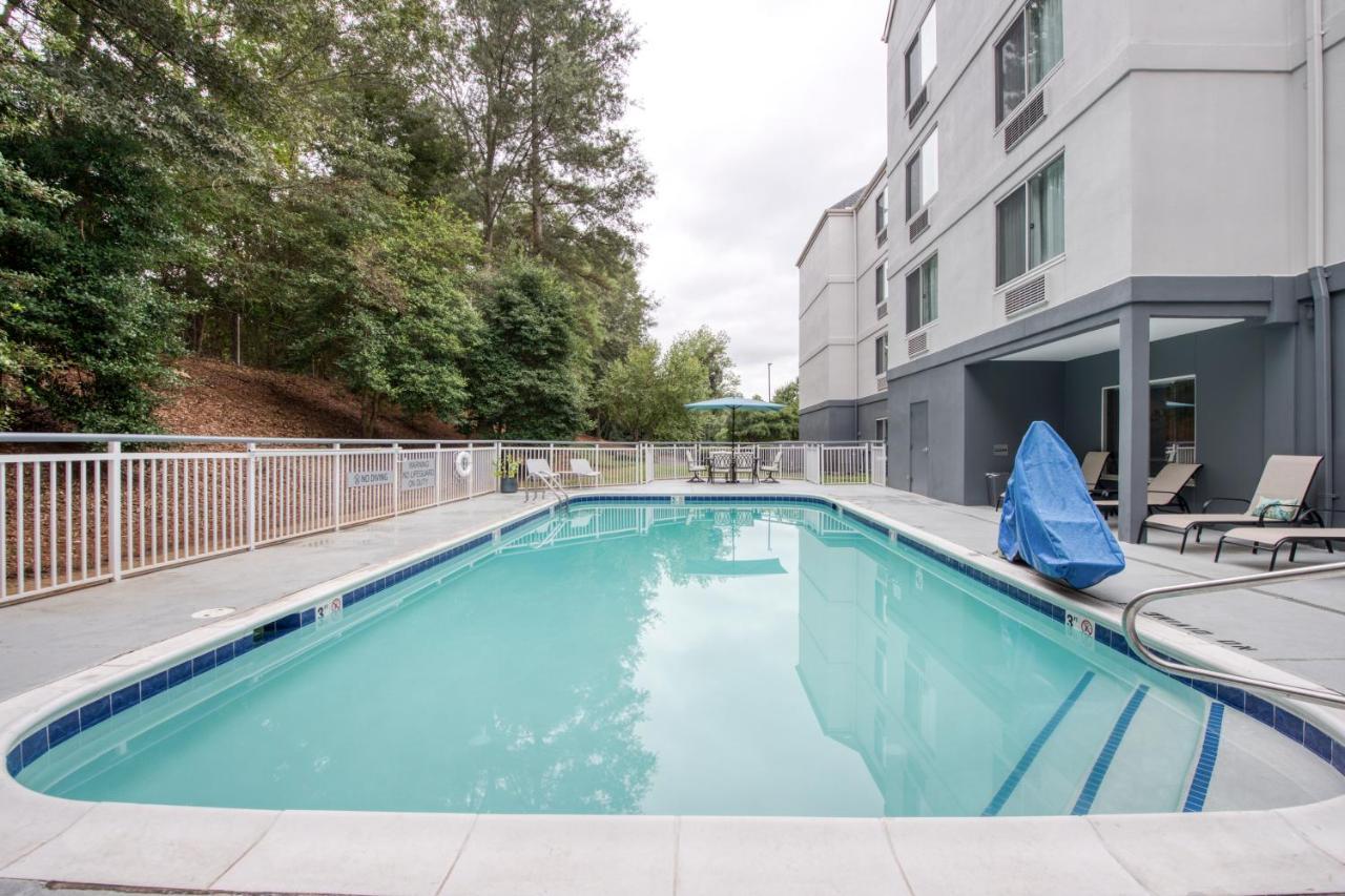 Fairfield Inn & Suites Raleigh Crabtree Valley Exterior photo